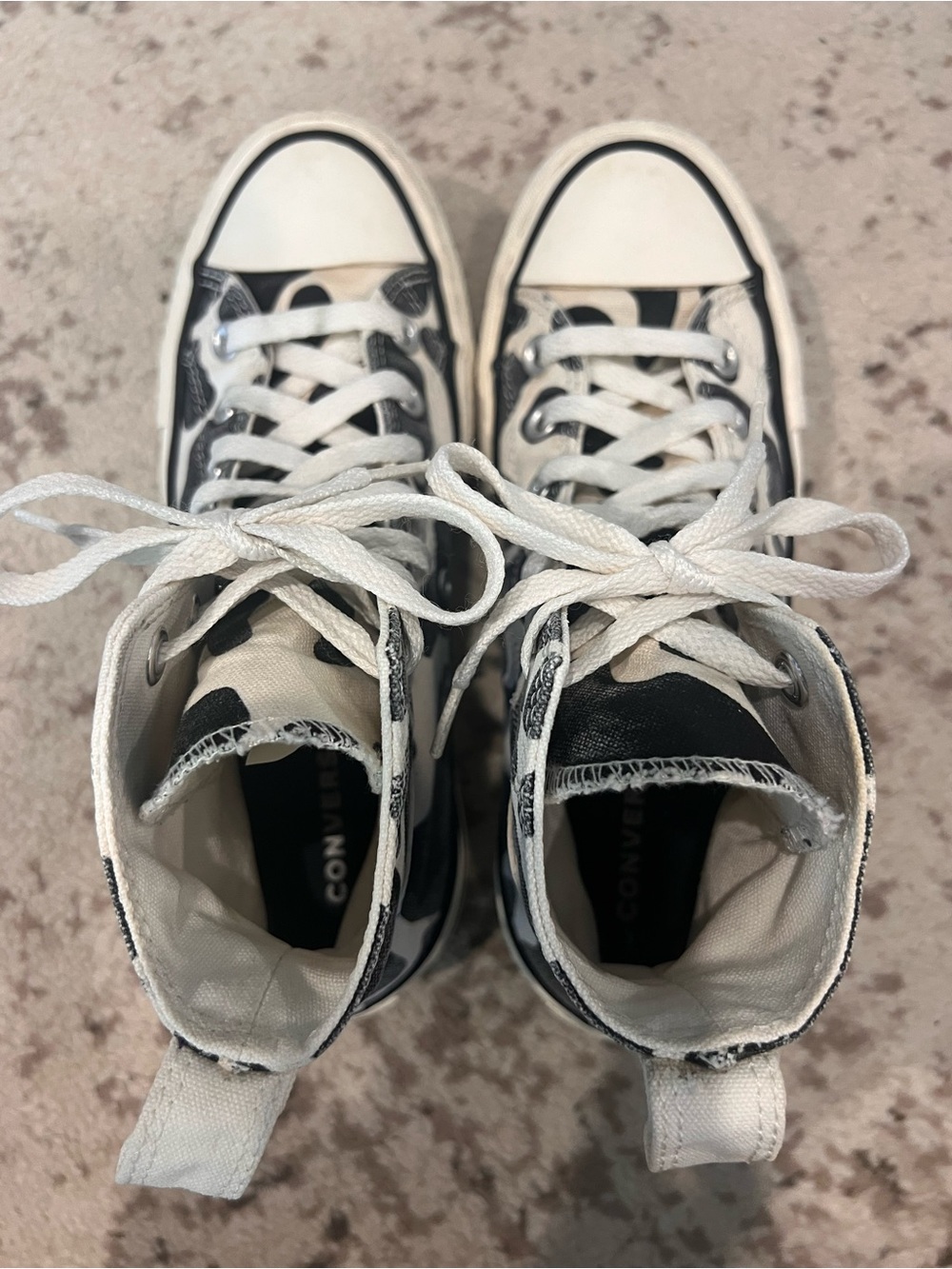 Converse Women’s Black & White Cow Print Sneakers- Size 6 - Picture 7 of 10